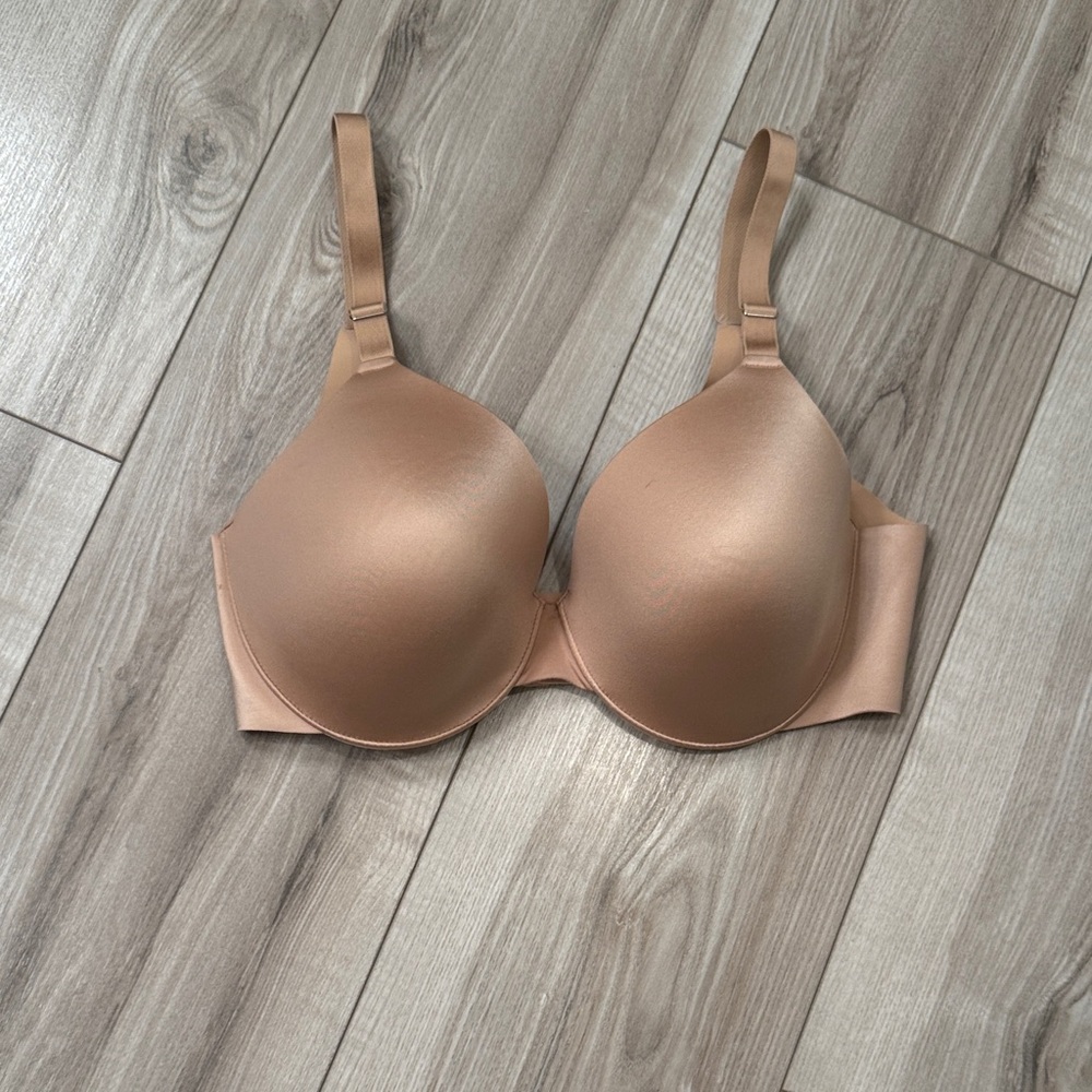 Soma Vanishing Back Bra - Light Brown/Nude / 36D